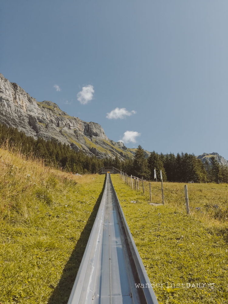 lo scivolo del lago di oeschinen
