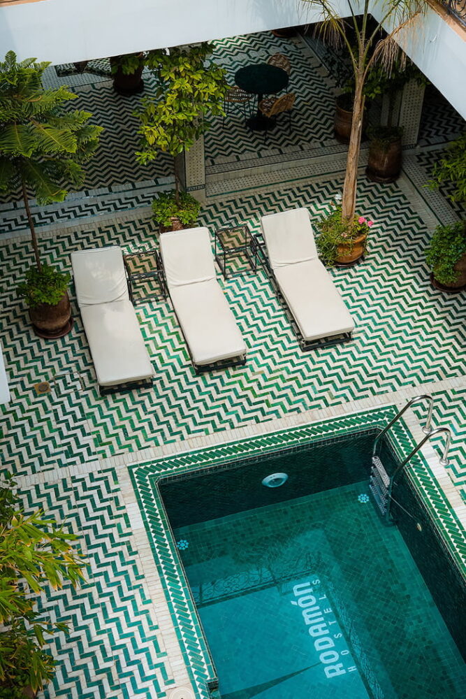 riad in marocco con piscina