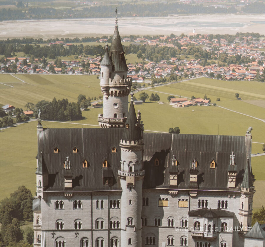 castello di neuschwanstein dall'alto